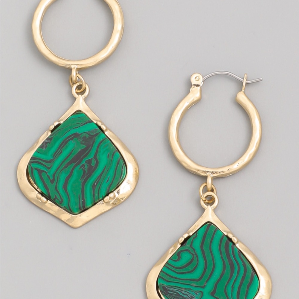 Semi Precious baby hoop Malachite stones - Picture 2 of 2